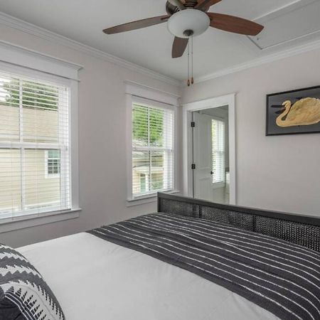 Rose Carriage House Savannah Exterior photo